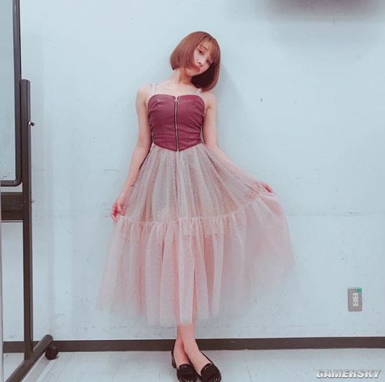 极品I字腿混血正妹 美臀派清纯系写真女星冈田纱里