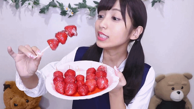 日本21岁妹子为父还债800万日元 还成为了油管主播