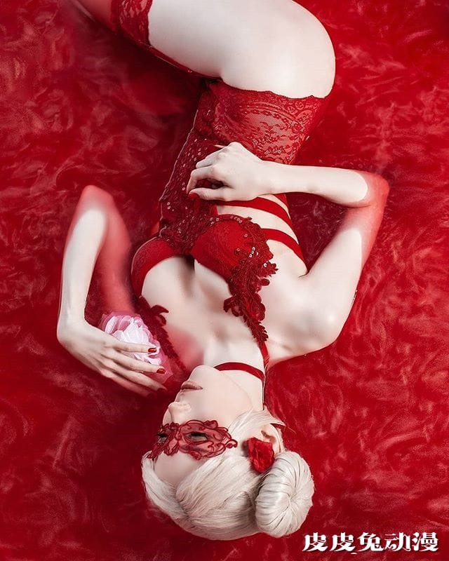 黑丝女巫蕾姆性感来袭 一周大师级CosPlay赏