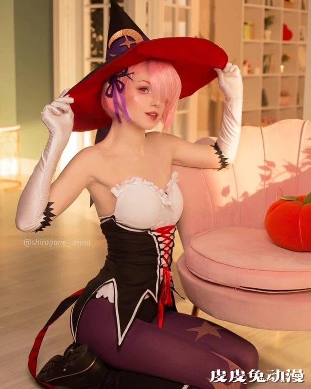 黑丝女巫蕾姆性感来袭 一周大师级CosPlay赏