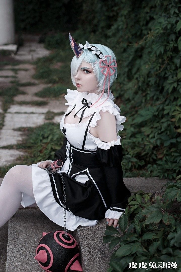 黑丝女巫蕾姆性感来袭 一周大师级CosPlay赏