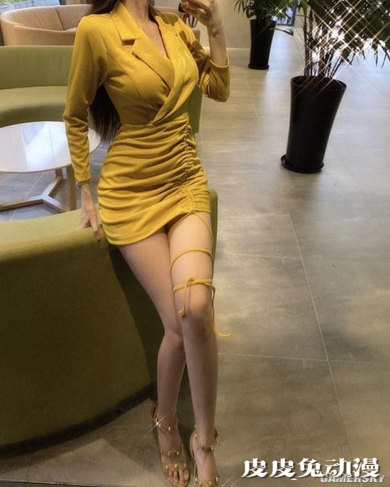 肤白貌美身材超有料 来自越南的娇嫩女主播ArBi