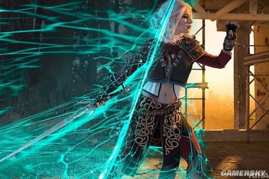 俄妹COS《巫师3》希里 薄纱下的神秘美体