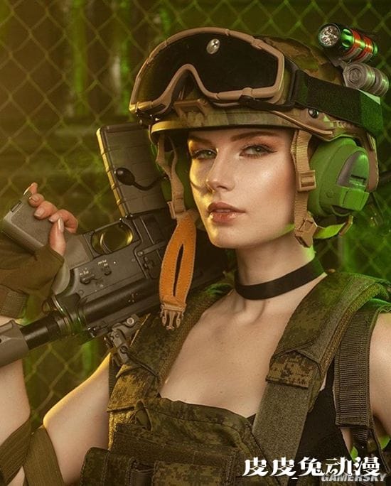 俄妹COS《巫师3》希里 薄纱下的神秘美体