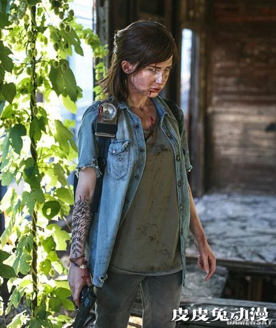 俄妹COS《巫师3》希里 薄纱下的神秘美体