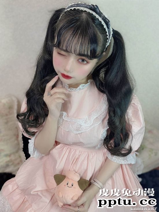 浑圆蕾丝好可口！萝莉塔风美少女村田实果子