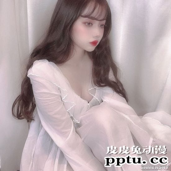 浑圆蕾丝好可口！萝莉塔风美少女村田实果子