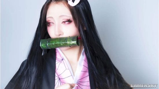 COS《鬼灭之刃》的九位日本女星 祢豆子从小到大