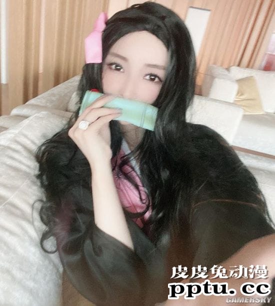 COS《鬼灭之刃》的九位日本女星 祢豆子从小到大