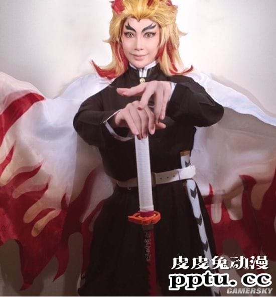 COS《鬼灭之刃》的九位日本女星 祢豆子从小到大