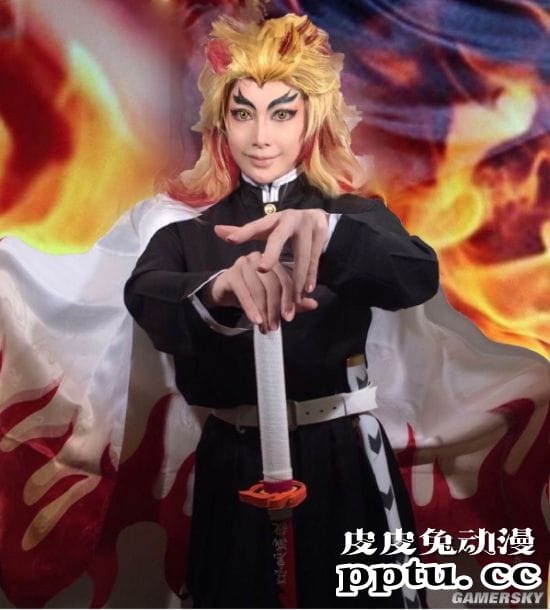 COS《鬼灭之刃》的九位日本女星 祢豆子从小到大