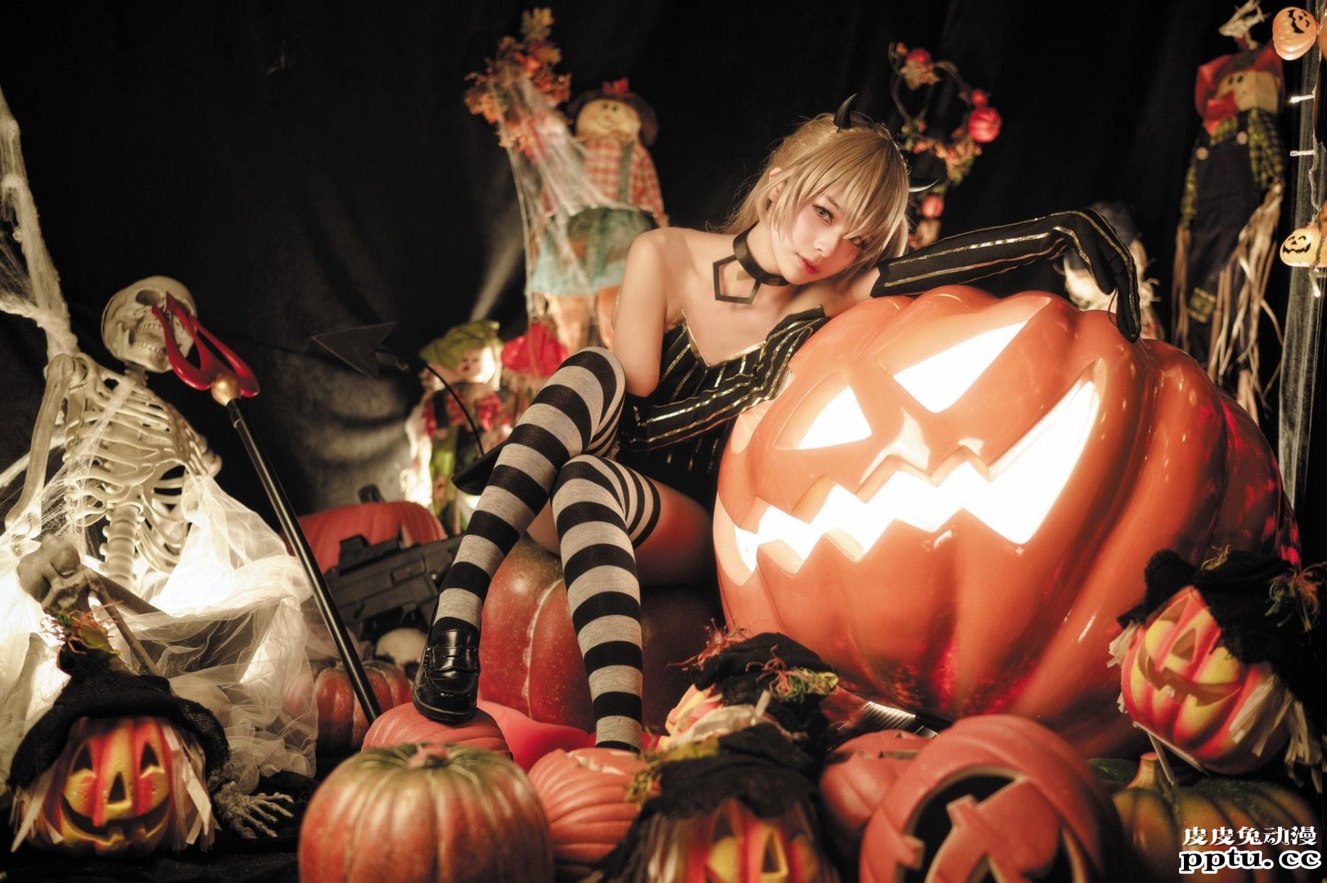 性感小恶魔来临 一周大师级CosPlay赏