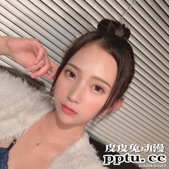 女大学生出道写真偶像 高学历樱花妹街山美穗