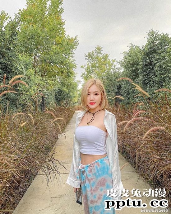 身材和颜值同样火辣 泰国网红正妹神似韩国DJ Soda