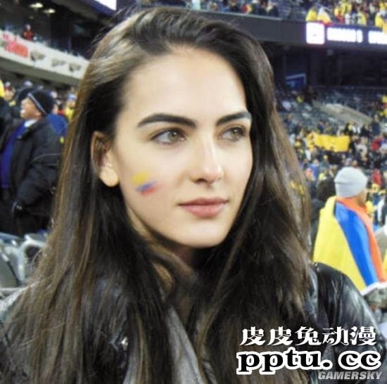 修长身姿简直是性感化身 哥伦比亚绝色模特美照再临