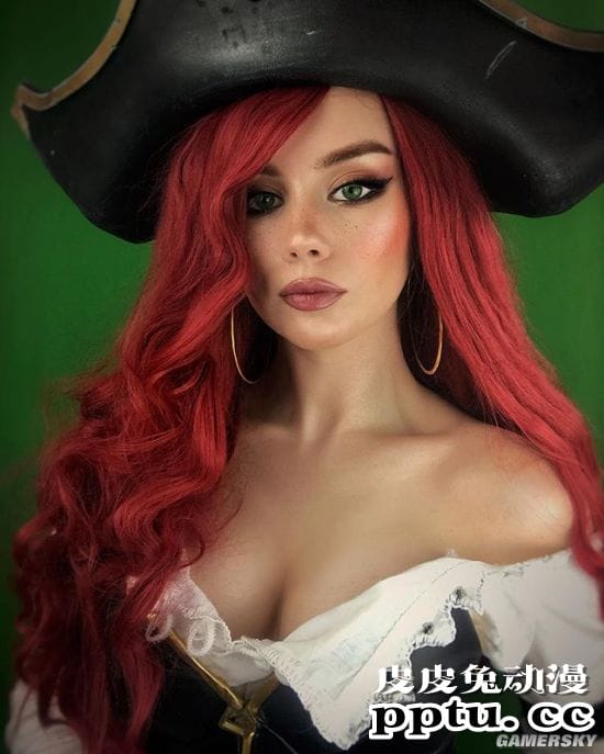 俄妹COS《LOL》KDA女团伊芙琳 深V及腰完美还原