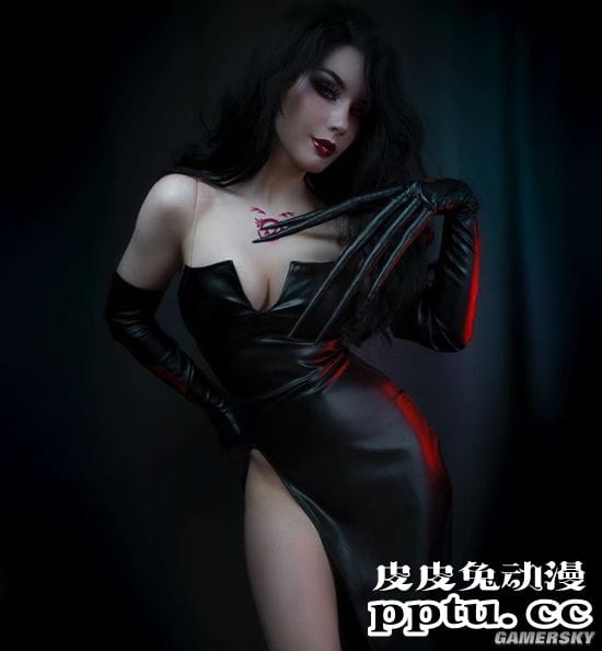 俄妹COS《LOL》KDA女团伊芙琳 深V及腰完美还原