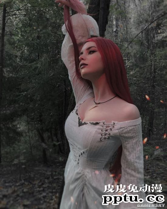 俄妹COS《LOL》KDA女团伊芙琳 深V及腰完美还原