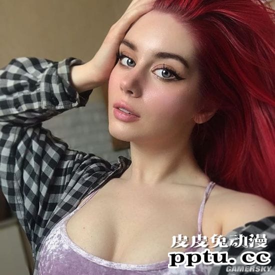 俄妹COS《LOL》KDA女团伊芙琳 深V及腰完美还原