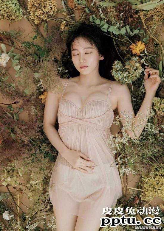 让人眩晕的微性感女优魅力 吉冈里帆最新杂志写真