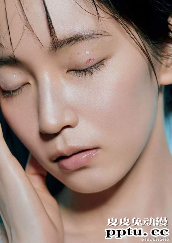 让人眩晕的微性感女优魅力 吉冈里帆最新杂志写真