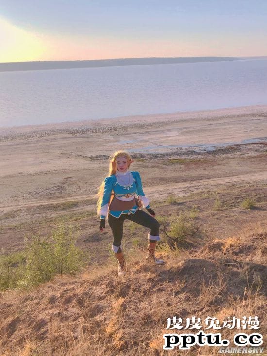 乌克兰小姐姐COS塞尔达公主 精致美颜过分性感