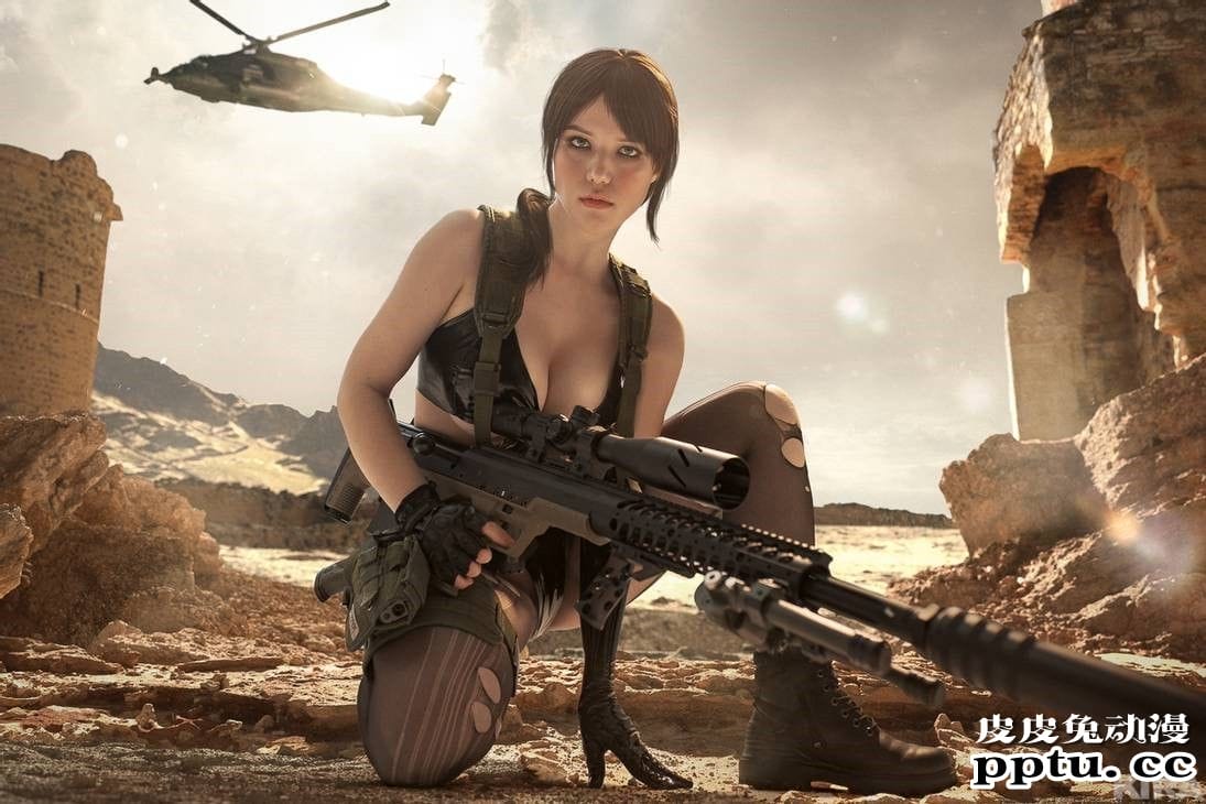 泳装小姐姐腹肌更瞩目 一周大师级CosPlay赏