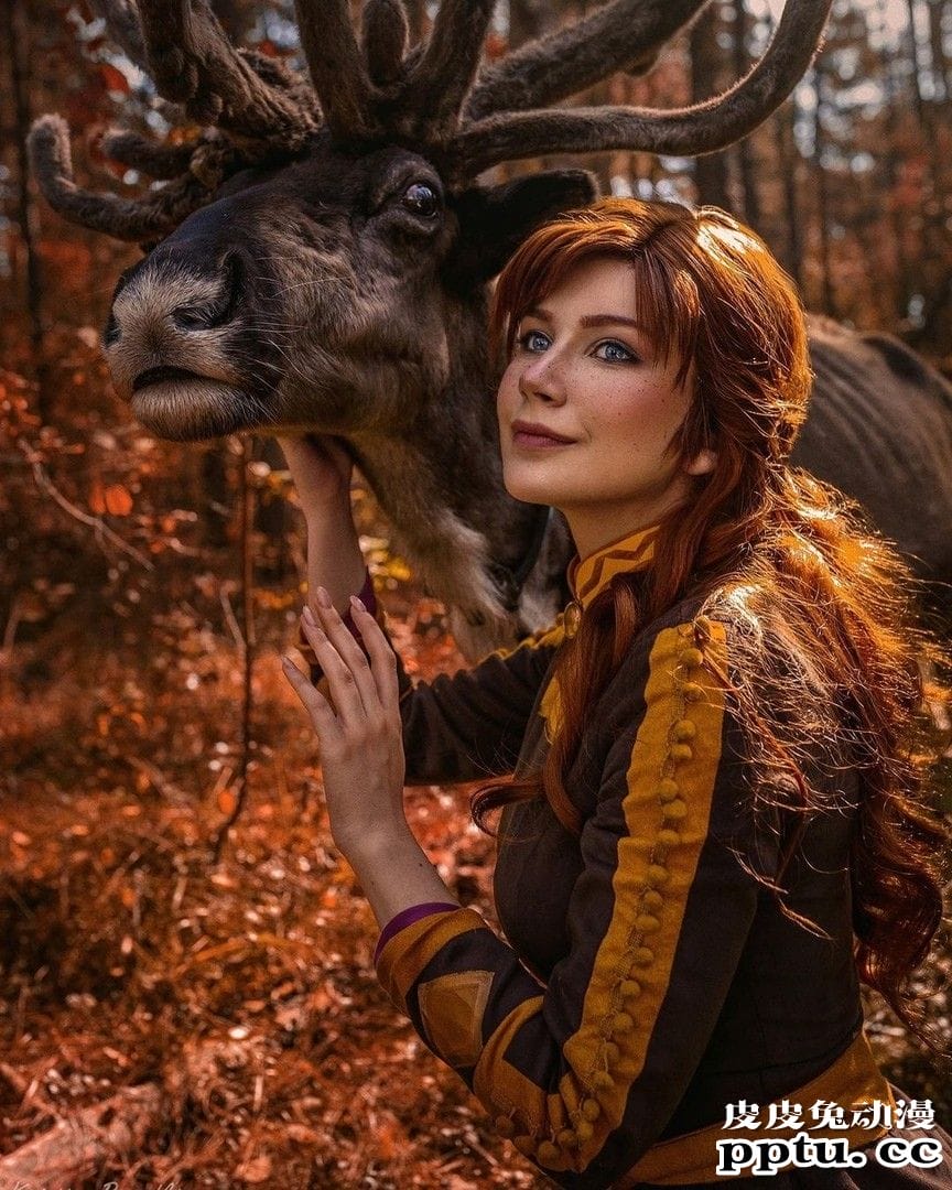 泳装小姐姐腹肌更瞩目 一周大师级CosPlay赏