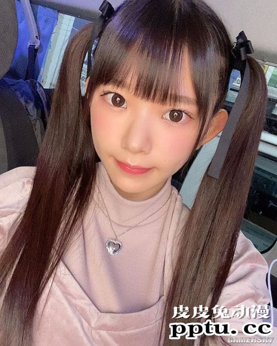 长泽茉里奈害羞的欧派问题 解答世界上最大的罩杯