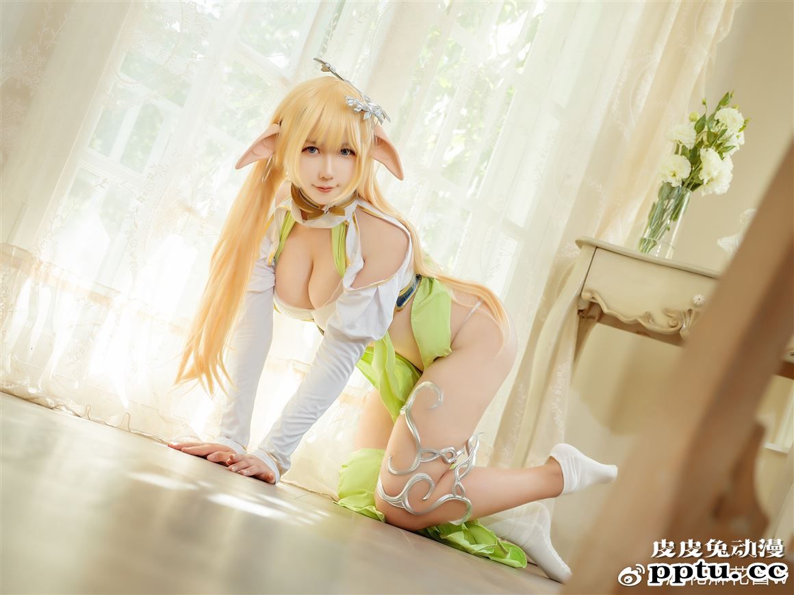 精灵村第一&第三村人性感COS美图分享【CN:麻花麻花酱w】