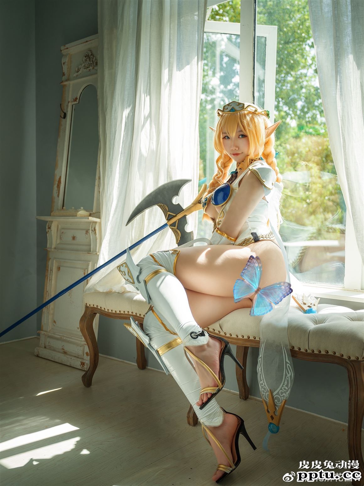 精灵村第一&第三村人性感COS美图分享【CN:麻花麻花酱w】