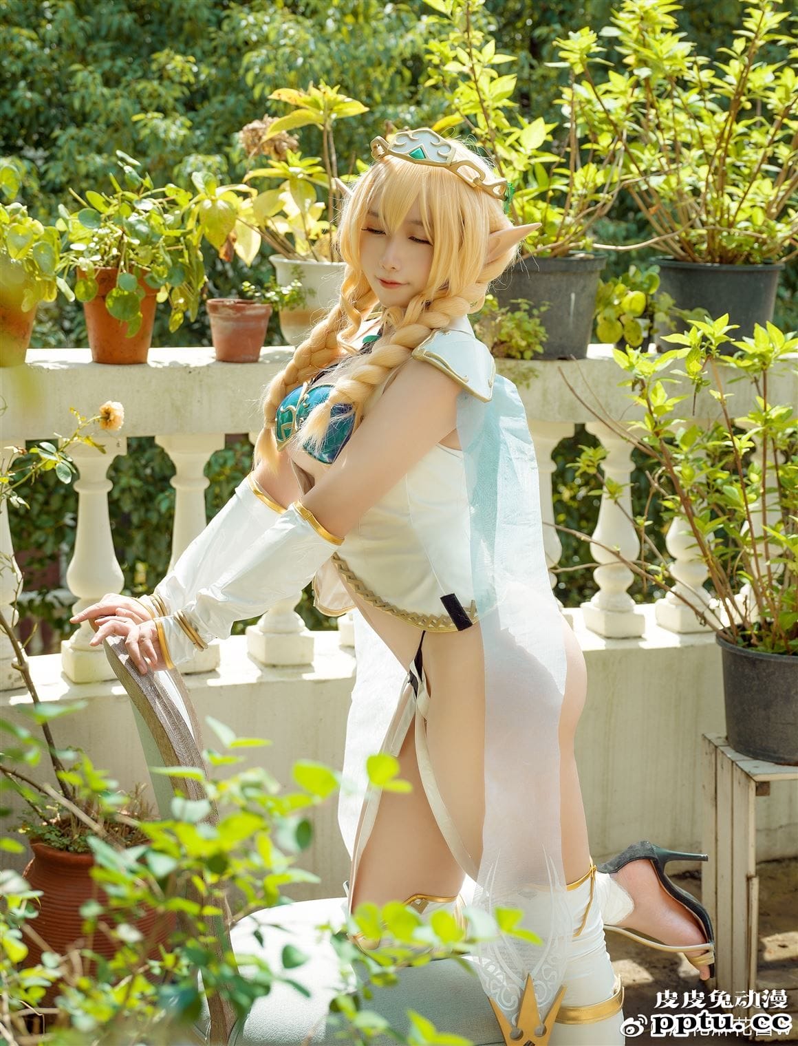 精灵村第一&amp;第三村人性感COS美图分享【CN:麻花麻花酱w】