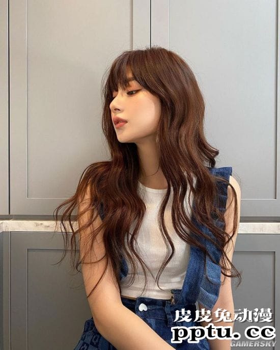 混血感正妹全靠化妆？狂野又精致的日本网红辣妹