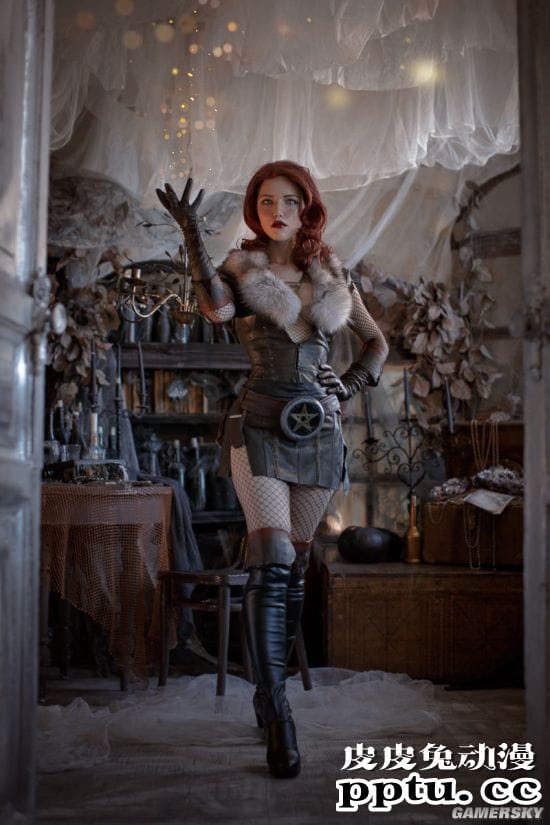 俄妹COS《合金装备5》静静 破洞黑丝目露凶光