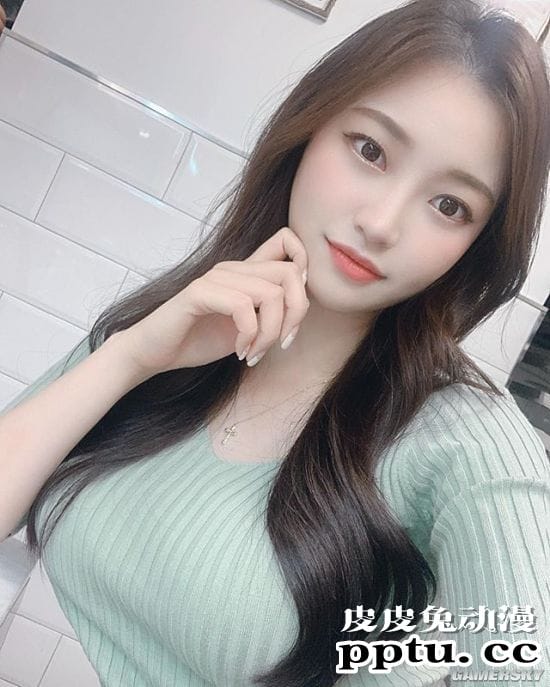 紧身运动衣凸显好身材 韩国健身正妹肉感十足-皮皮兔动漫