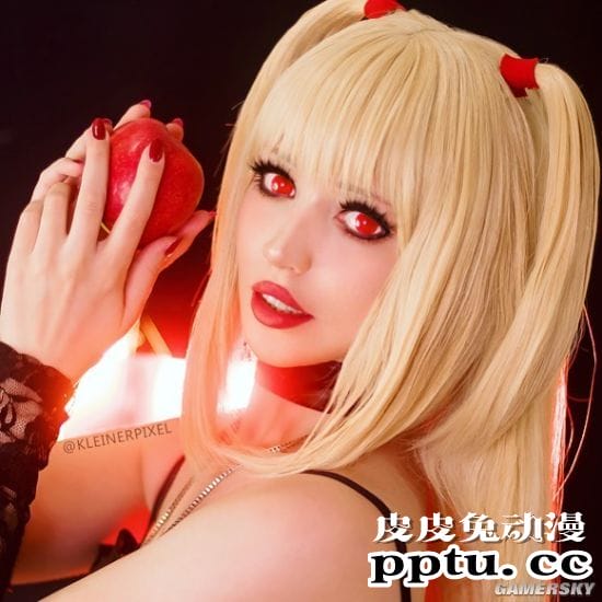 美妆博主COS神还原 化妆技突破次元壁