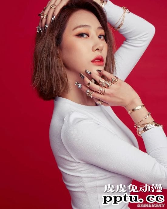 身材过于火辣阿伟阵亡 因写真美图走红的韩国御姐金惠美