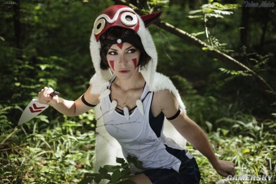 俄妹COS赛博朋克版特莉丝 会发光的女术士