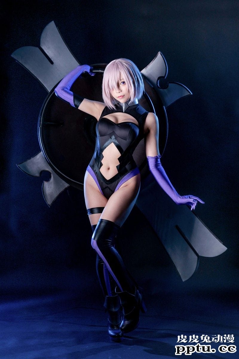 娘化PS5怎么用光盘？一周大师级CosPlay赏