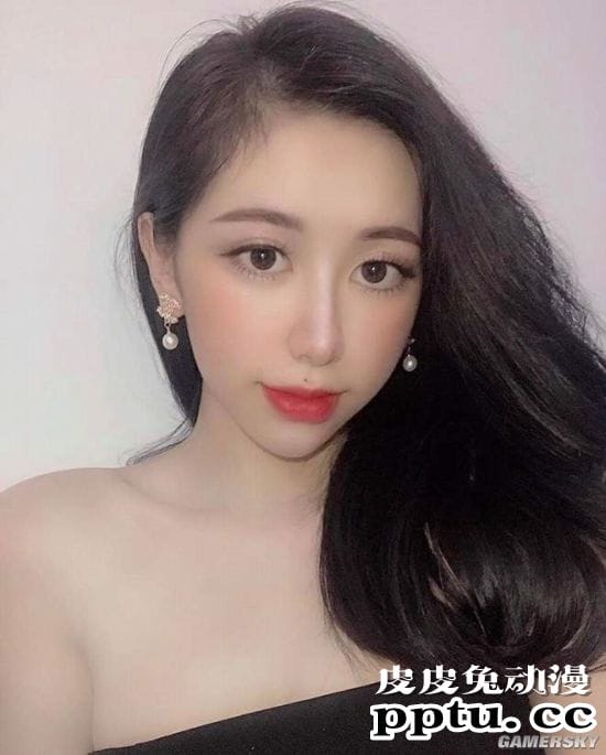 越南整形妹走红网络 重塑外观后找回人生信心