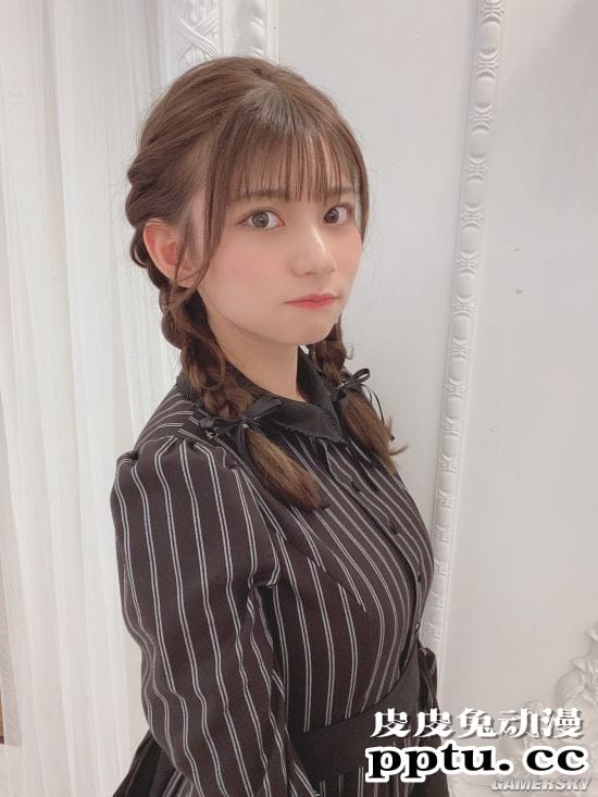 清纯外表下的爆好身材 喜欢嘟嘴的妹系写真女孩本田夕步