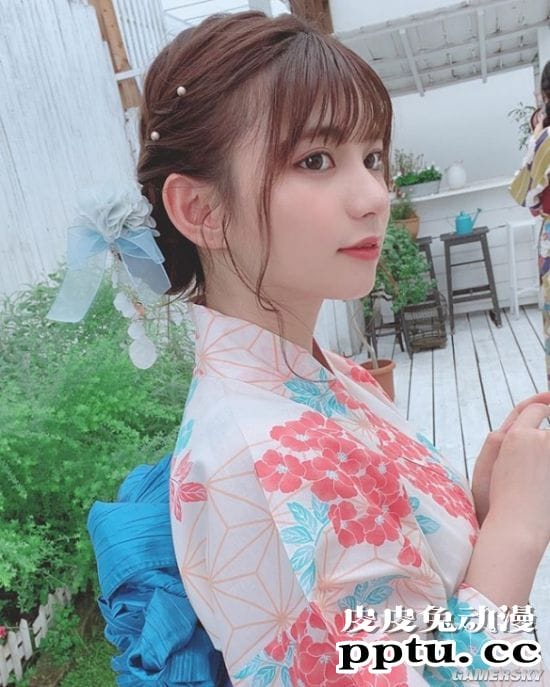 清纯外表下的爆好身材 喜欢嘟嘴的妹系写真女孩本田夕步