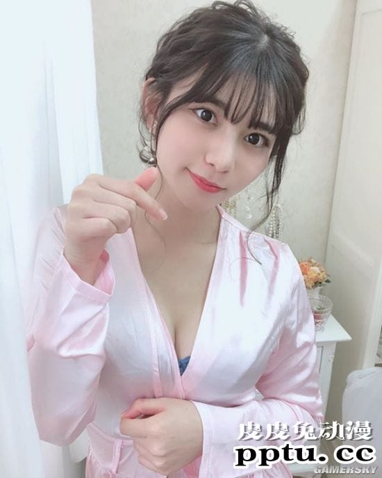 清纯外表下的爆好身材 喜欢嘟嘴的妹系写真女孩本田夕步