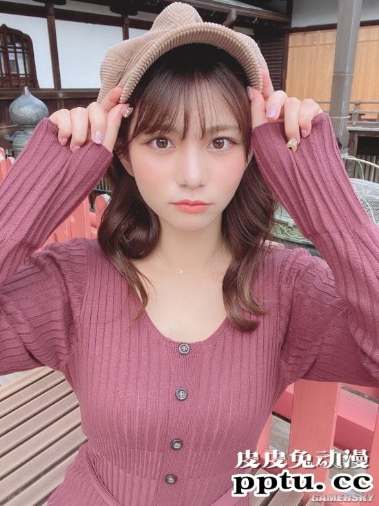 清纯外表下的爆好身材 喜欢嘟嘴的妹系写真女孩本田夕步