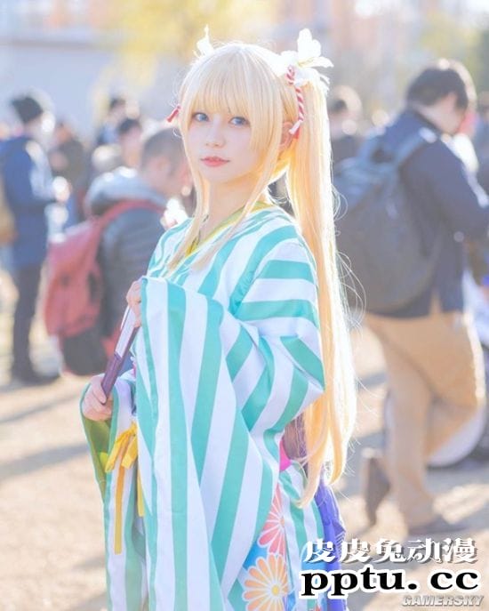 清纯外表下的爆好身材 喜欢嘟嘴的妹系写真女孩本田夕步