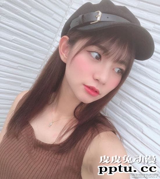 清纯外表下的爆好身材 喜欢嘟嘴的妹系写真女孩本田夕步