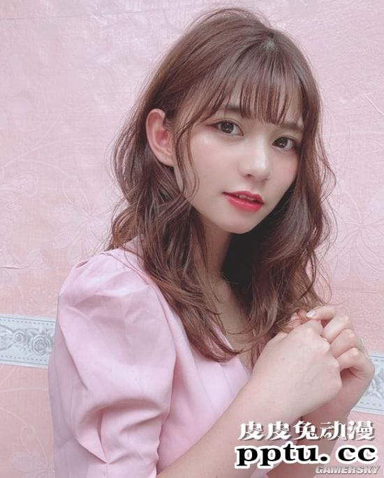 清纯外表下的爆好身材 喜欢嘟嘴的妹系写真女孩本田夕步