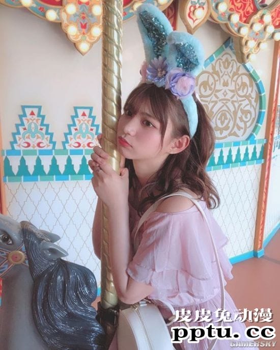 清纯外表下的爆好身材 喜欢嘟嘴的妹系写真女孩本田夕步