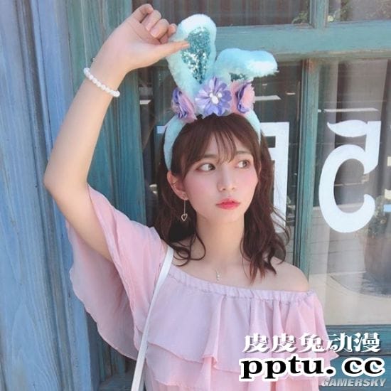 清纯外表下的爆好身材 喜欢嘟嘴的妹系写真女孩本田夕步