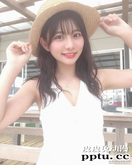 清纯外表下的爆好身材 喜欢嘟嘴的妹系写真女孩本田夕步